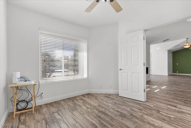 7650 Cowboy Trail, Las Vegas, NV 89131