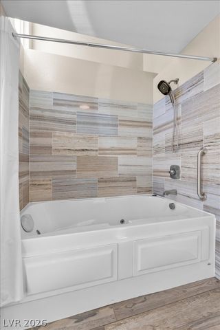 7650 Cowboy Trail, Las Vegas, NV 89131