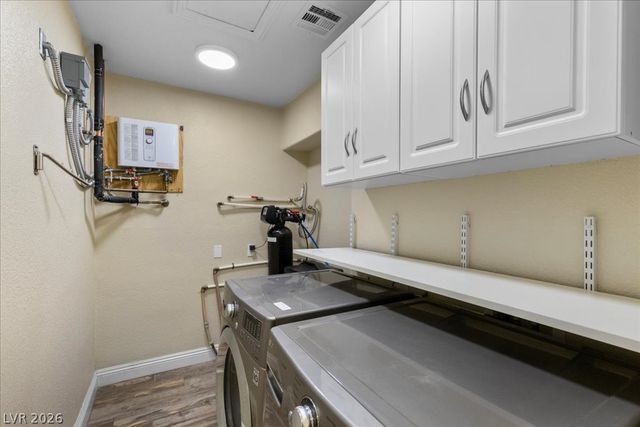7650 Cowboy Trail, Las Vegas, NV 89131