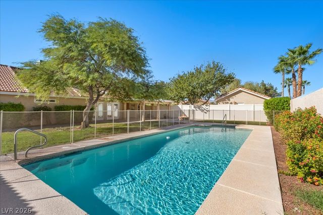 7650 Cowboy Trail, Las Vegas, NV 89131