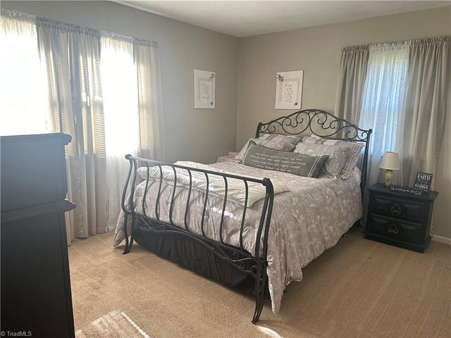 784 White Pines Country Club Road, Mount Airy, NC 27030