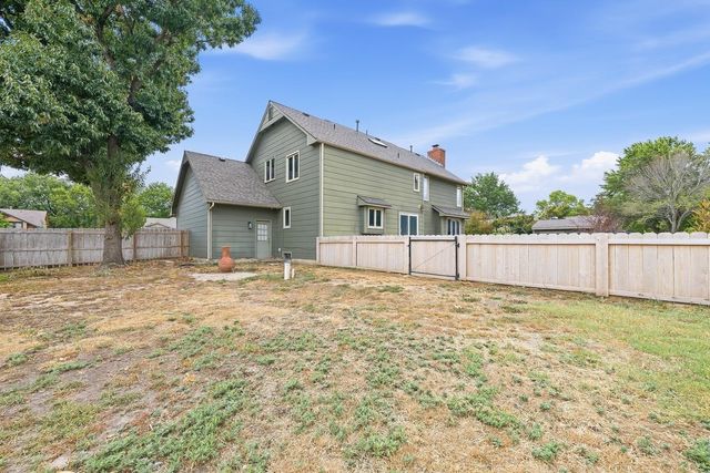1701 N Amarado, Wichita, KS 67212