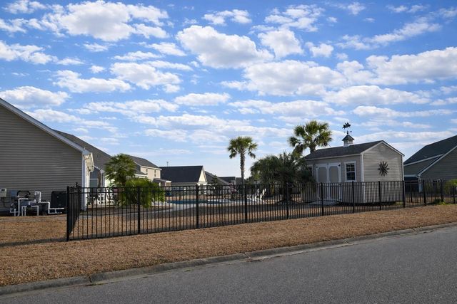 199 Palmetto Green Dr., Longs, SC 29568