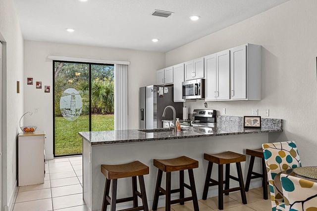 10117 W Villa Circle 10117, Vero Beach, FL 32966