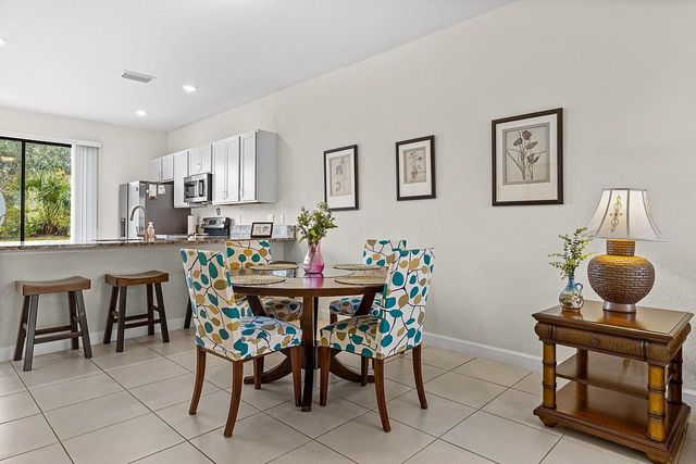 10117 W Villa Circle 10117, Vero Beach, FL 32966