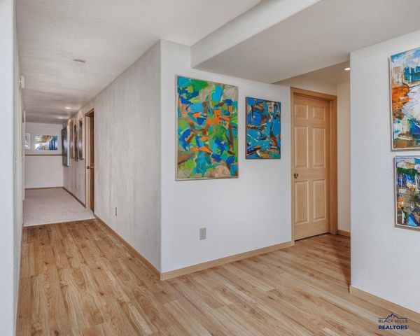 3225 BROADMOOR DR, Rapid City, SD 57702