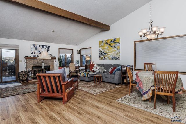 3225 BROADMOOR DR, Rapid City, SD 57702