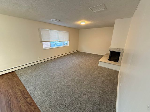 2150 19th Ave, Greeley, CO 80631