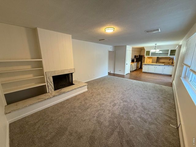 2150 19th Ave, Greeley, CO 80631