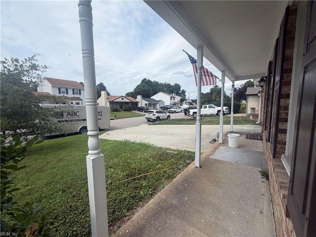1053 Tealwood DR, Virginia Beach, VA 23453