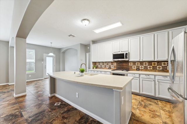 3122 Schumann Oaks Drive, Spring, TX 77386