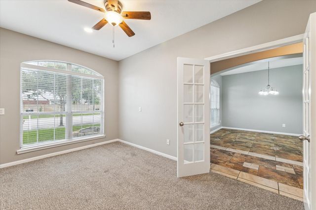 3122 Schumann Oaks Drive, Spring, TX 77386