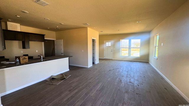 4712 Higdon Rd, San Antonio, TX 78223