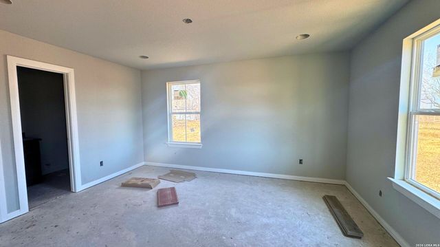 4712 Higdon Rd, San Antonio, TX 78223