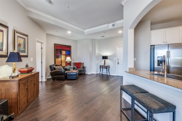330 Las Colinas Boulevard E 1424, Irving, TX 75039