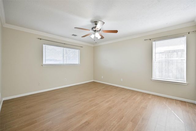 2507 Foxden Drive, Pearland, TX 77584