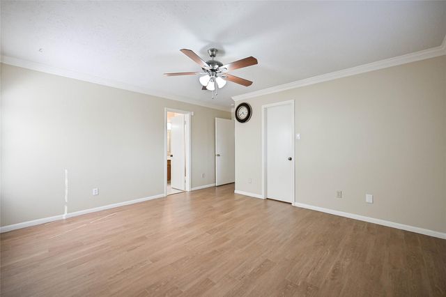 2507 Foxden Drive, Pearland, TX 77584