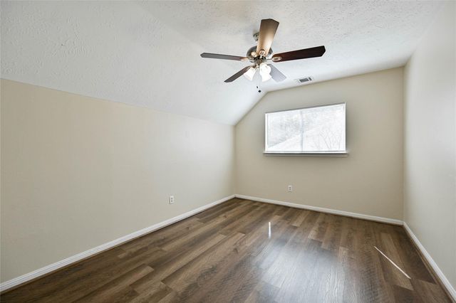 2507 Foxden Drive, Pearland, TX 77584