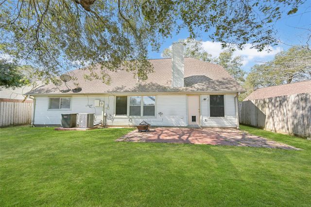 2507 Foxden Drive, Pearland, TX 77584