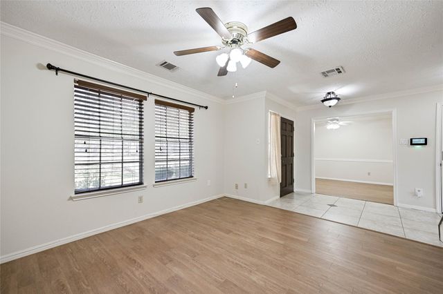 2507 Foxden Drive, Pearland, TX 77584