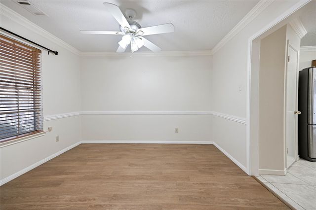 2507 Foxden Drive, Pearland, TX 77584