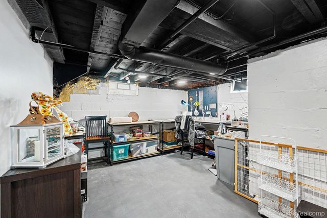 8215 Clinton River Road, Sterling Heights, MI 48314