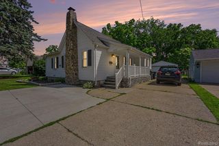 8215 Clinton River Road, Sterling Heights, MI 48314