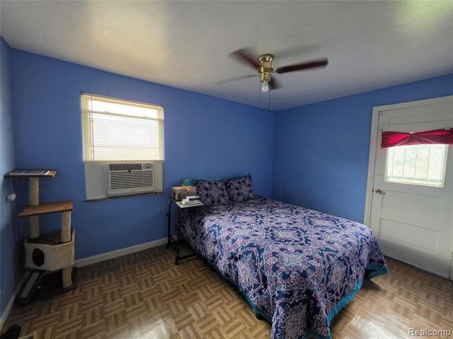 15832 Griggs Street, Detroit, MI 48238