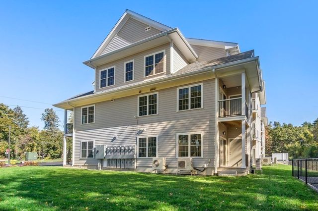 242 Main 104, Millis, MA 02054