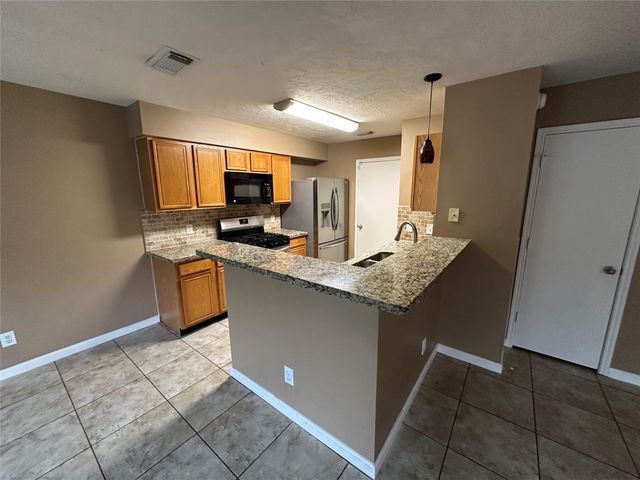 12110 Bowsman Drive, Tomball, TX 77377