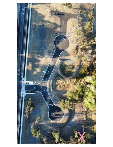 204 Reserve Circle, Medford, OR 97504