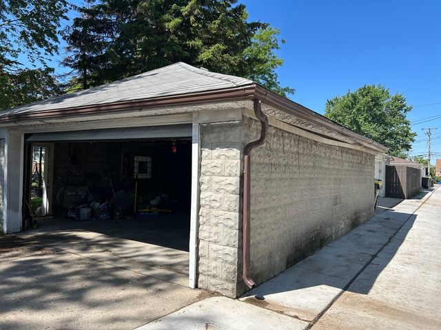 8720 Palmer Street, River Grove, IL 60171