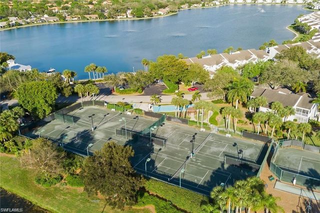 2541 Citrus Lake Dr Apt 205, Naples, FL 34109