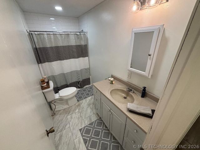 411064 E 1180 Road, Eufaula, OK 74432