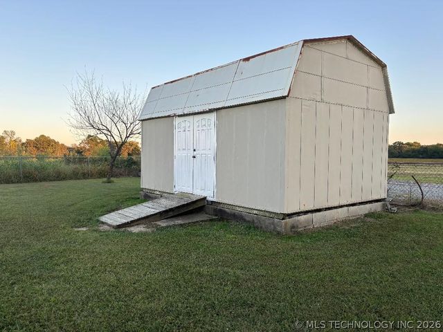 411064 E 1180 Road, Eufaula, OK 74432