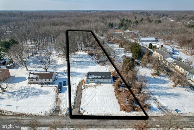 1400 MCKEE RD, Dover, DE 19904