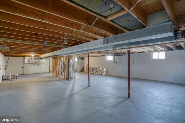 1400 MCKEE RD, Dover, DE 19904