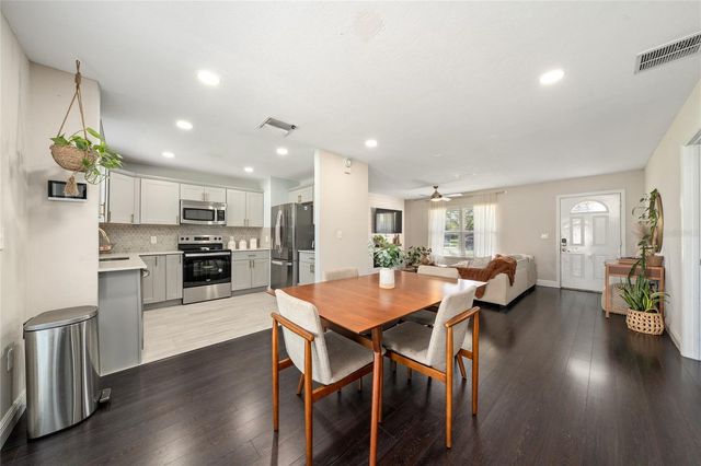 6 17 TH ST, St Cloud, FL 34769