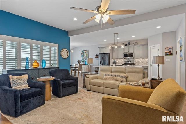 3702 WESTGATE Drive, Springfield, IL 62711