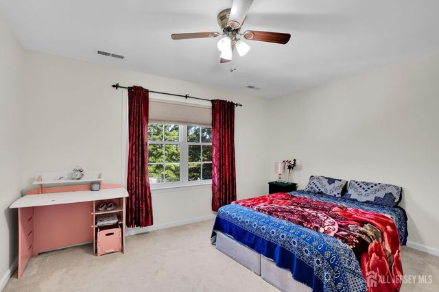 17 Rachel Lane, Monroe, NJ 08831