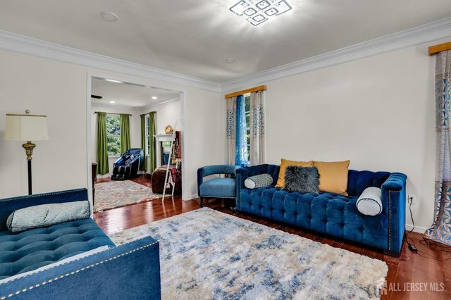 17 Rachel Lane, Monroe, NJ 08831