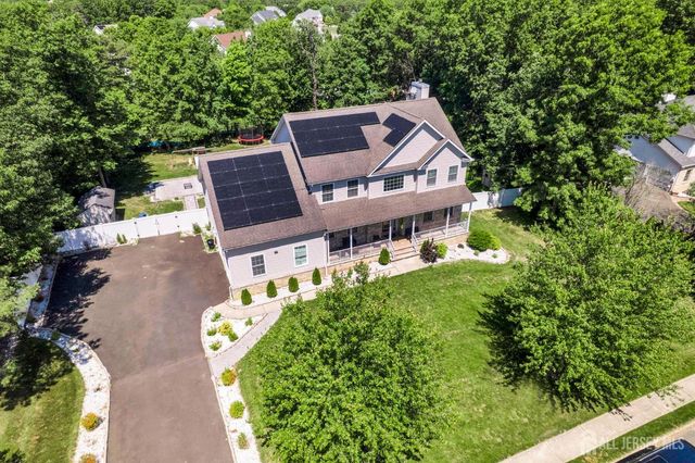 17 Rachel Lane, Monroe, NJ 08831
