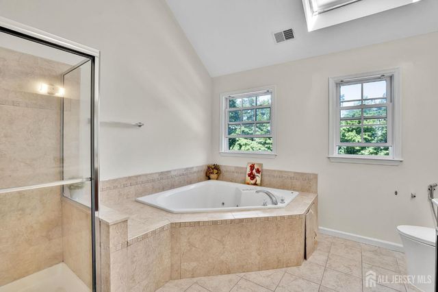 17 Rachel Lane, Monroe, NJ 08831