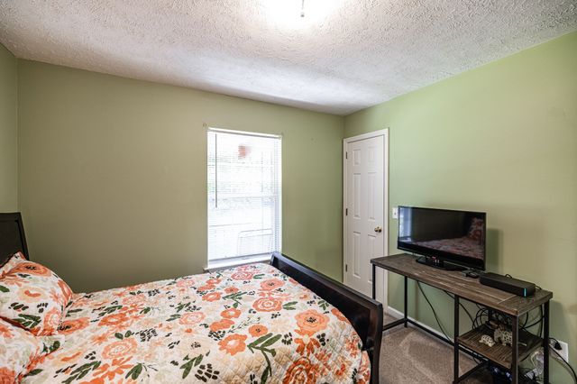1251 Hillwood Ct, Gallatin, TN 37066