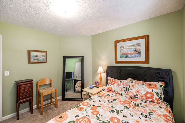 1251 Hillwood Ct, Gallatin, TN 37066