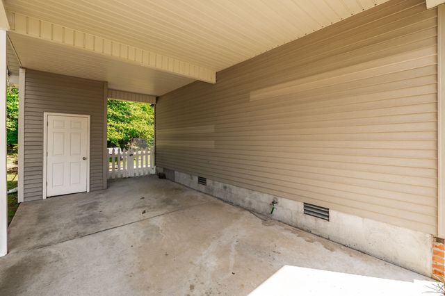 1251 Hillwood Ct, Gallatin, TN 37066