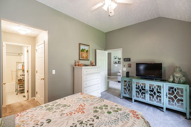 1251 Hillwood Ct, Gallatin, TN 37066