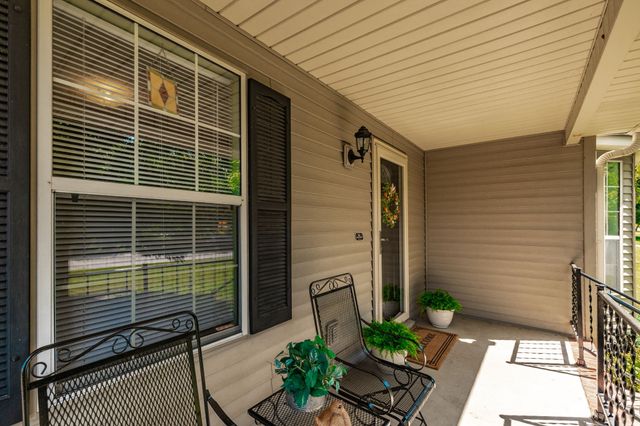 1251 Hillwood Ct, Gallatin, TN 37066