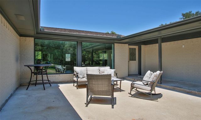 3706 County Road 409, Navasota, TX 77868