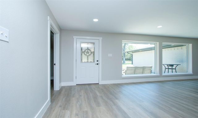 3706 County Road 409, Navasota, TX 77868